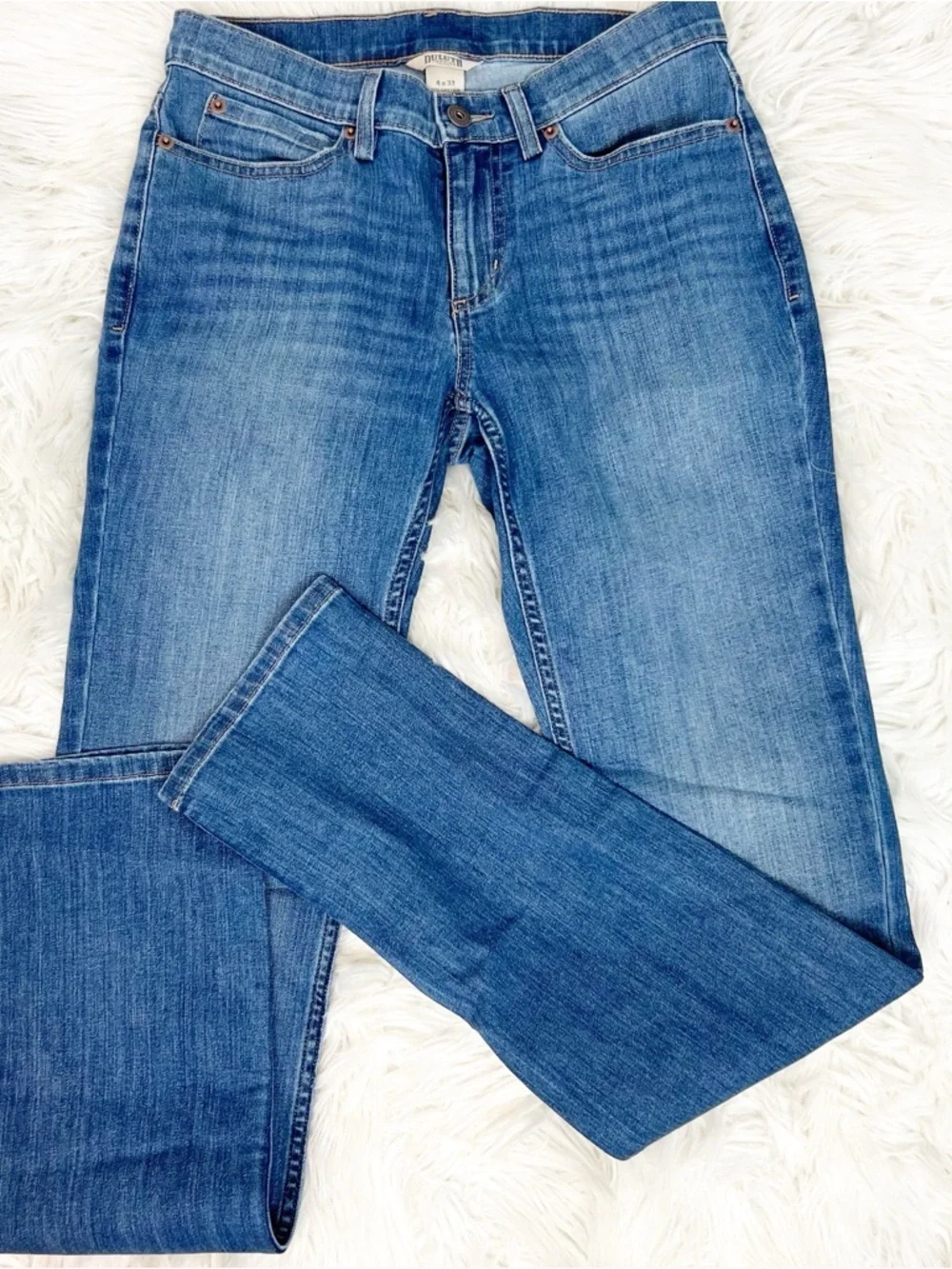 DULUTH TRADING STRAIGHT LEG MID RISE JEANS WOMENS SZ 4 x 33